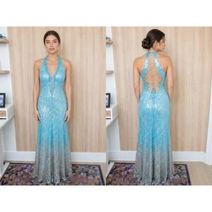 Camille La Vie | Dresses | Emerald Green Prom Dress | Poshmark